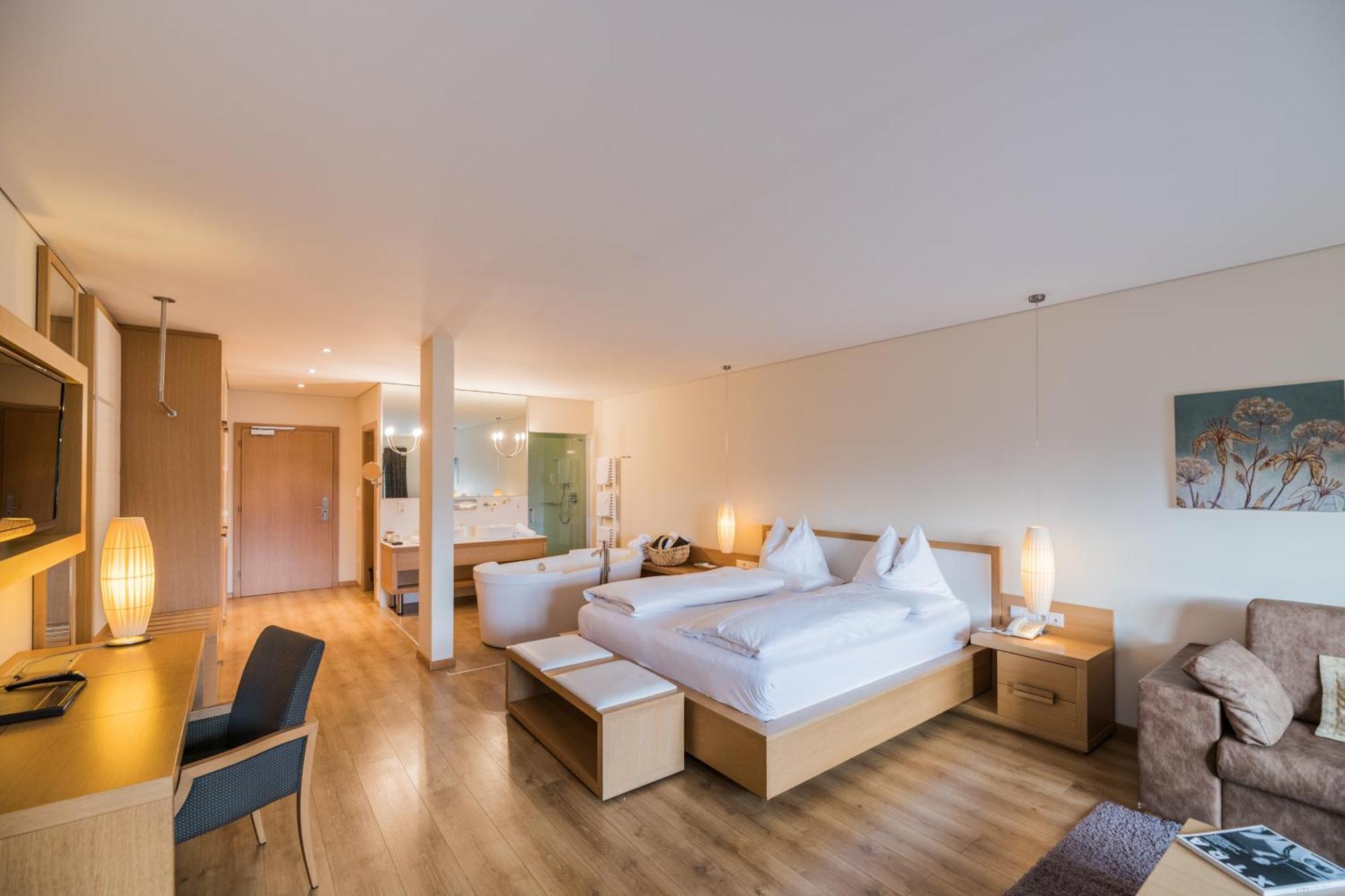 Hotel Lanerhof Active/Spa/Balance San Lorenzo di Sebato Szoba fotó