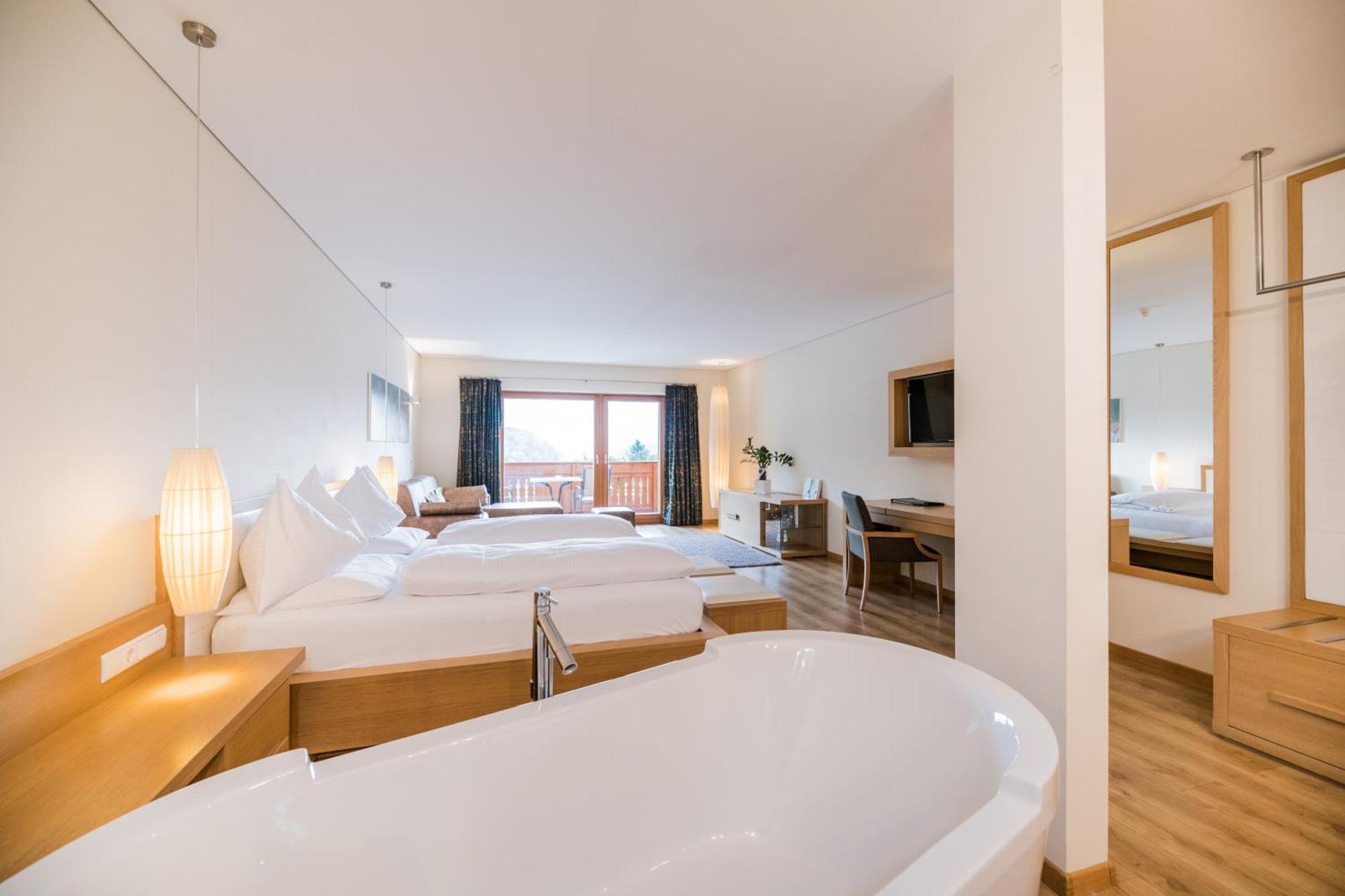 Hotel Lanerhof Active/Spa/Balance San Lorenzo di Sebato Szoba fotó